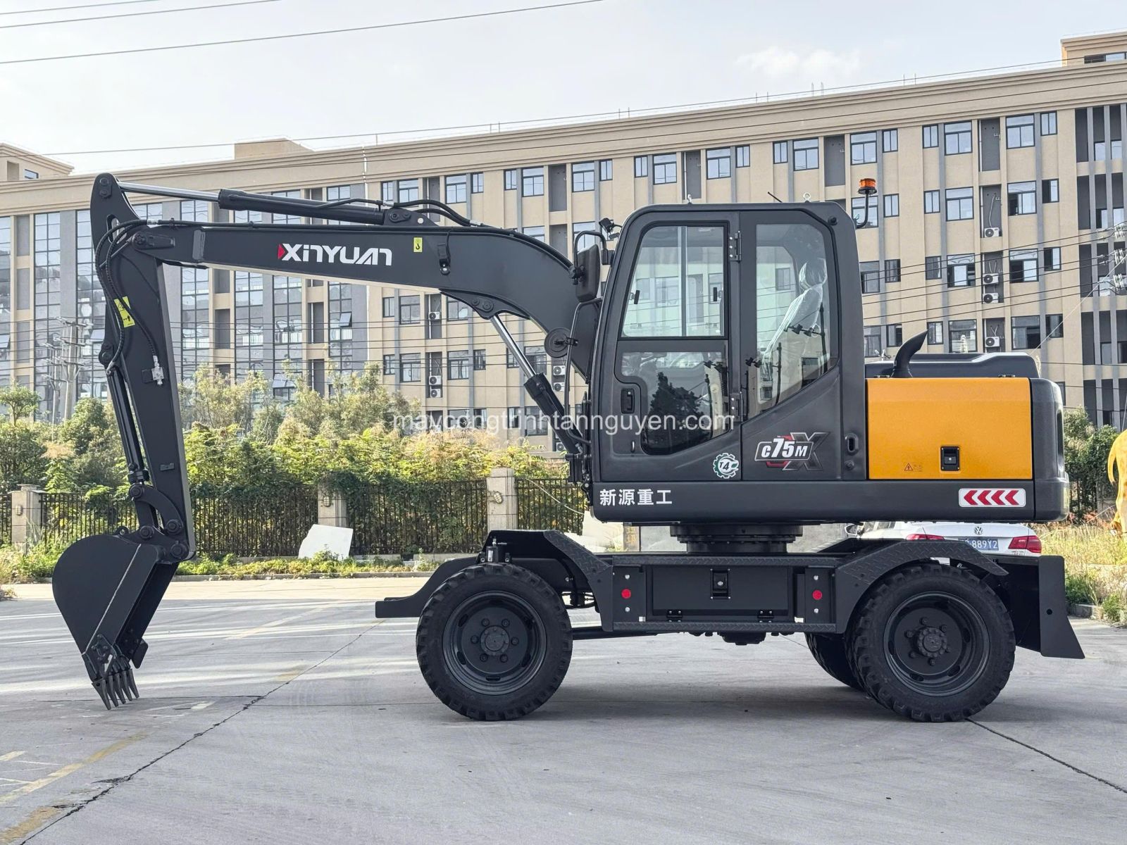 Tổng quan máy xúc đào Xinyuan XYC75MECO