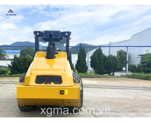 XGMA 614H – Máy Lu Rung 14 Tấn, Động Cơ Cummins Mạnh Mẽ