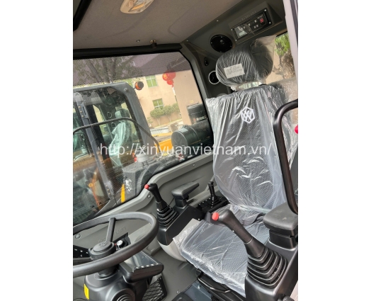 Máy xúc đào Xinyuan XYB60ECO