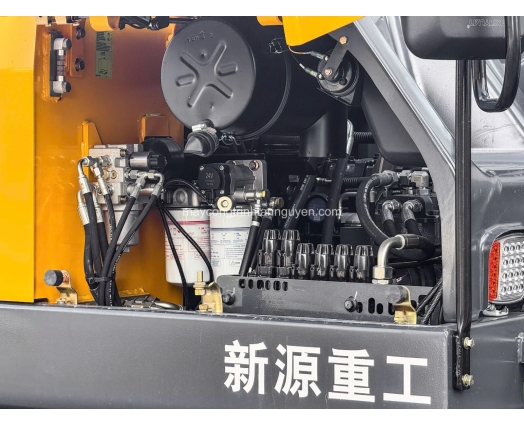 MÁY XÚC ĐÀO XINYUAN XYC75MECO