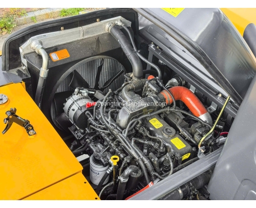 MÁY XÚC ĐÀO XINYUAN XYC75MECO