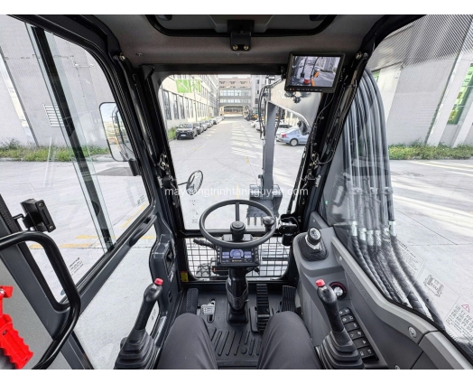 MÁY XÚC ĐÀO XINYUAN XYC75MECO