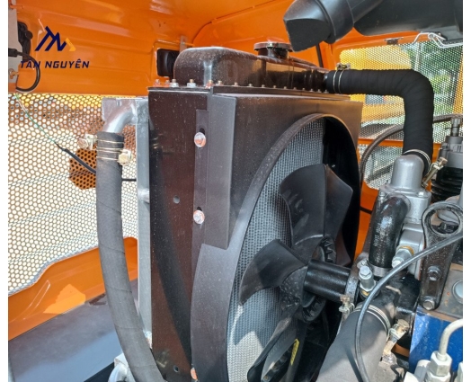Máy xúc lật Shengong ZL30F