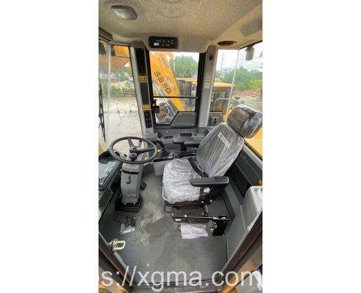 MÁY XÚC LẬT XGMA XG958N