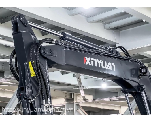 Máy xúc đào Xinyuan XYC115WT